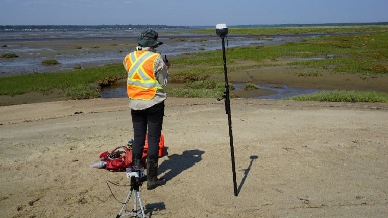 Participatory Geomatics Network for Coastal Mapping and Monitoring